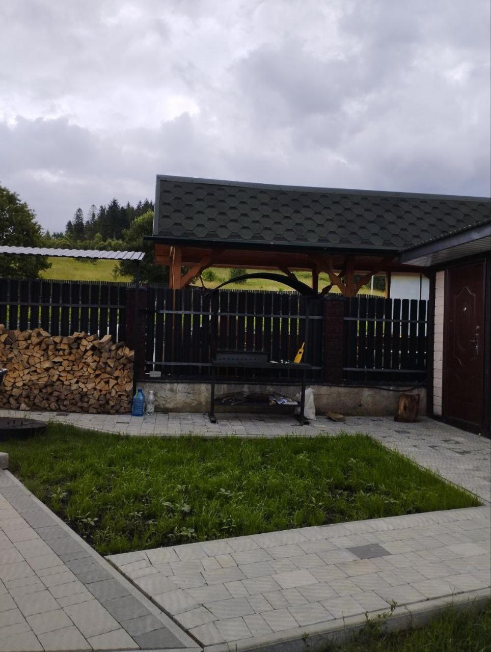 Apartamento Перлина Карпат Skhidnytsia Exterior foto