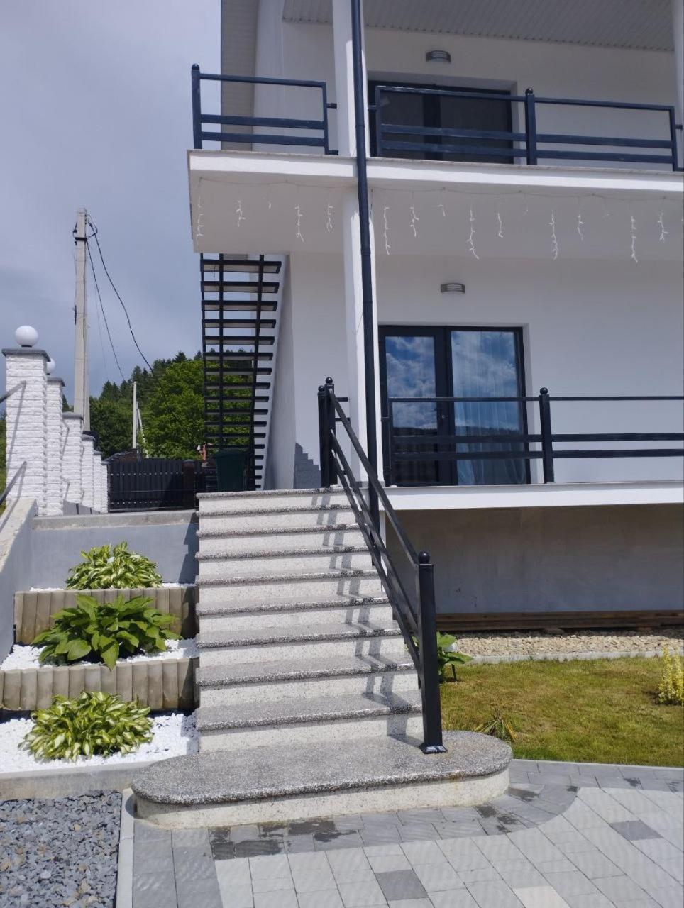Apartamento Перлина Карпат Skhidnytsia Exterior foto